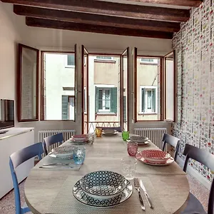 Apartment Rugabella Rialto Deluxe By Wonderful Italy Venice